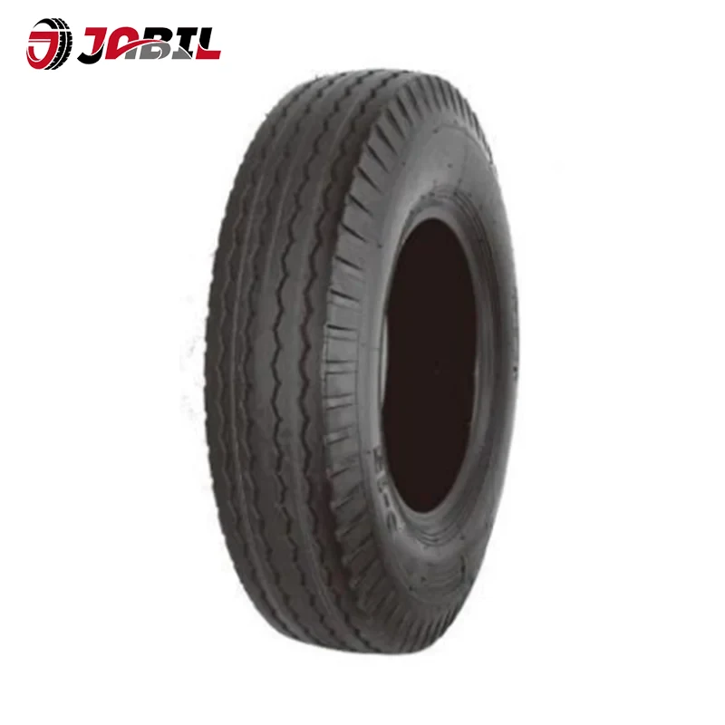 Boinn trucail éadrom agus bus Boinn trucail éadrom agus bus